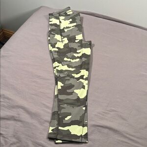 Lululemon Athletica Camouflage Crop Leggings